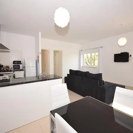 Βίλα Family With Pool And Barbecue *